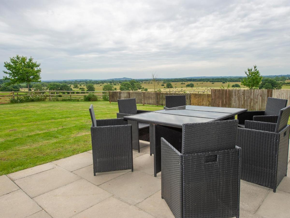 Starling Lodge Wedmore ภายนอก รูปภาพ